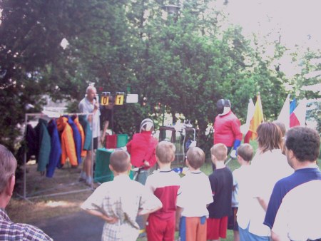 Szermierka cieszy�a si� du�ym zainteresowaniem publiczno�ci.